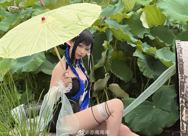 微博(亦南南南)COSER《荷塘月色》美图系列写真 - 探享社